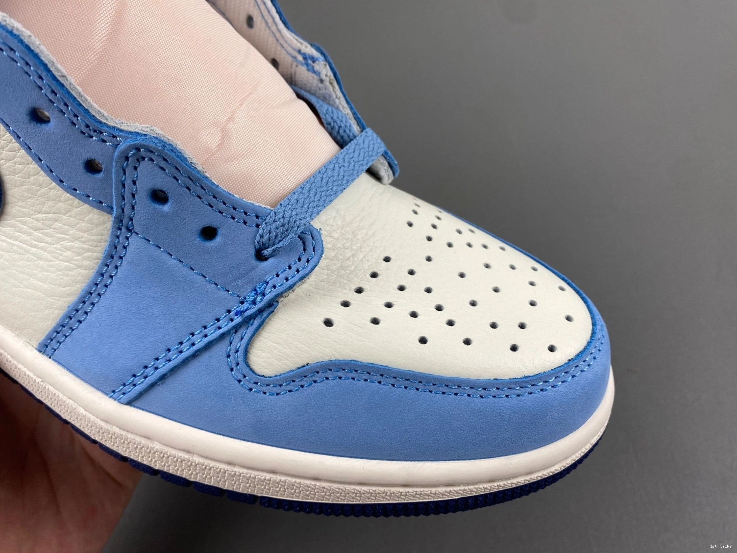 OG FD2596-400 1 Jordan High Flight First Air in 1102